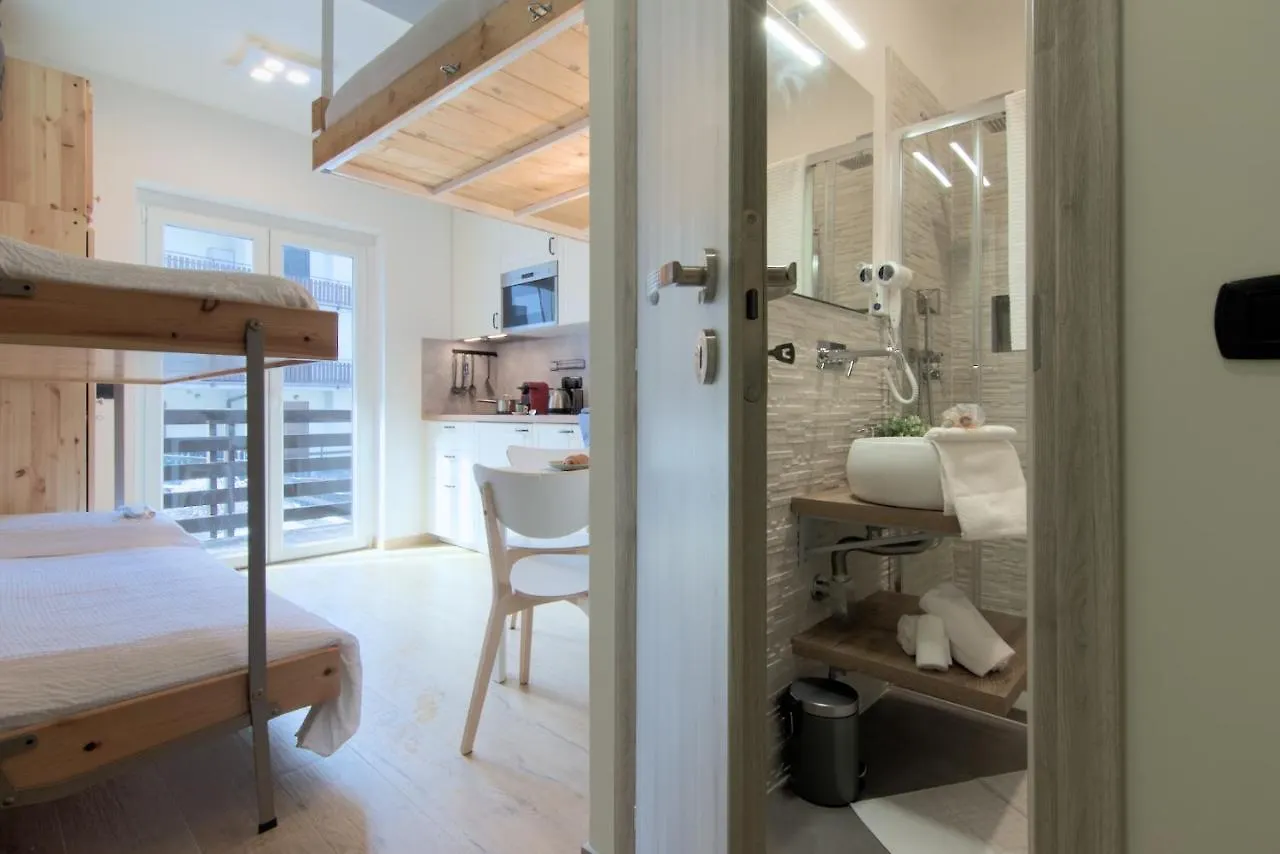 Casa Pino- Loft Con Giardino Magnolta Apartment Aprica Italy