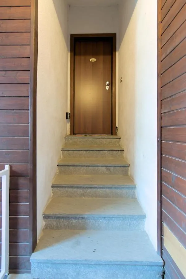 Casa Pino- Loft Con Giardino Magnolta Apartment Aprica 0*,  Italy